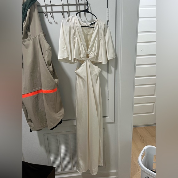 Abercrombie & Fitch Cream Wedding Dress - Picture 1 of 5
